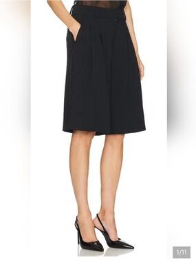 Good American Black Luxe Suiting Long Shorts 🖤